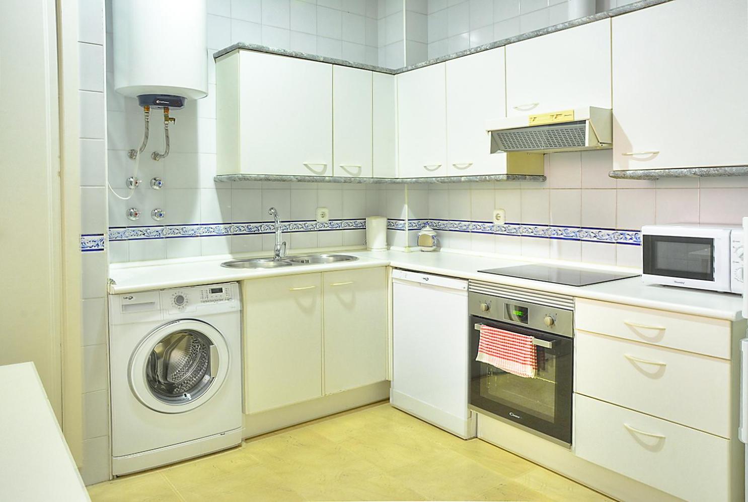 Apartamento Torre De La Plata Севилья Экстерьер фото