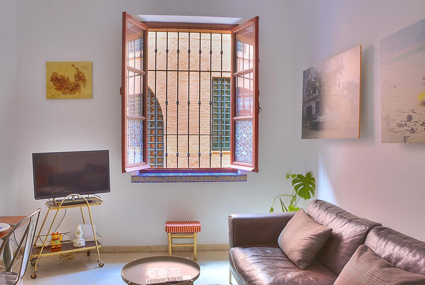 Apartamento Torre De La Plata Севилья Экстерьер фото